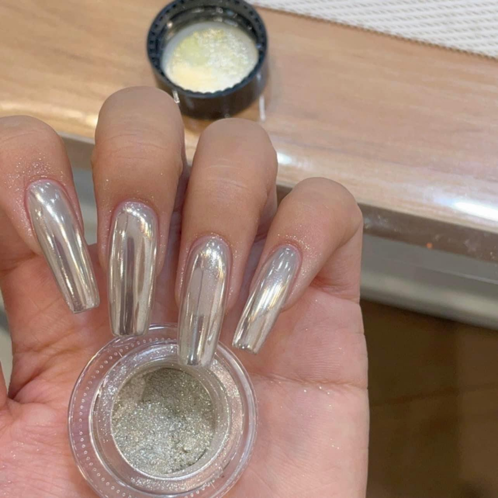 Tráng gương trắng ánh trai & bạc tone HOT