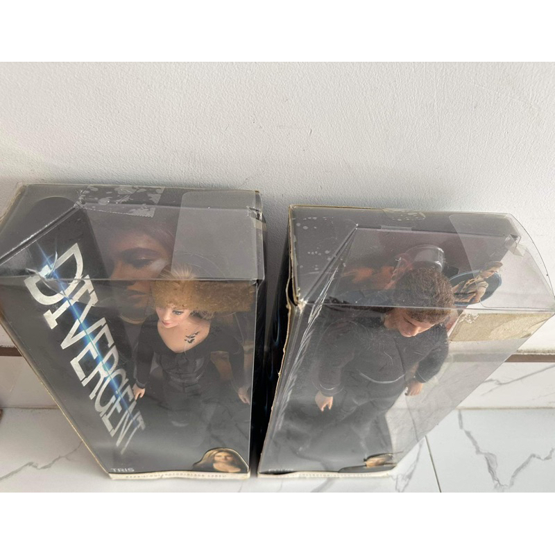 Búp bê Barbie Divergent