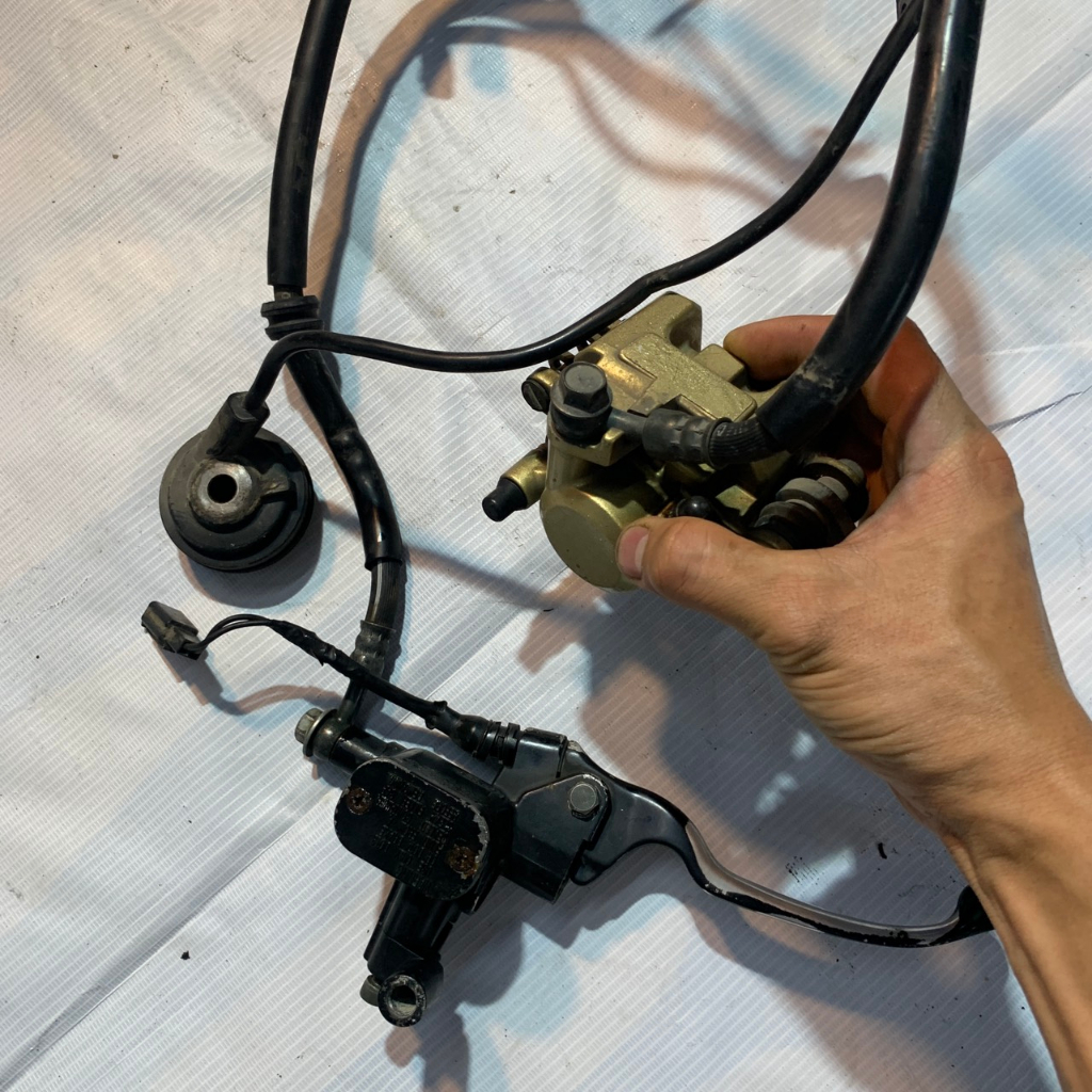 Heo dầu tay dầy dây dầu zin xe nouvo4 /lx nouvo5 /3 món + sâu công tơ mét