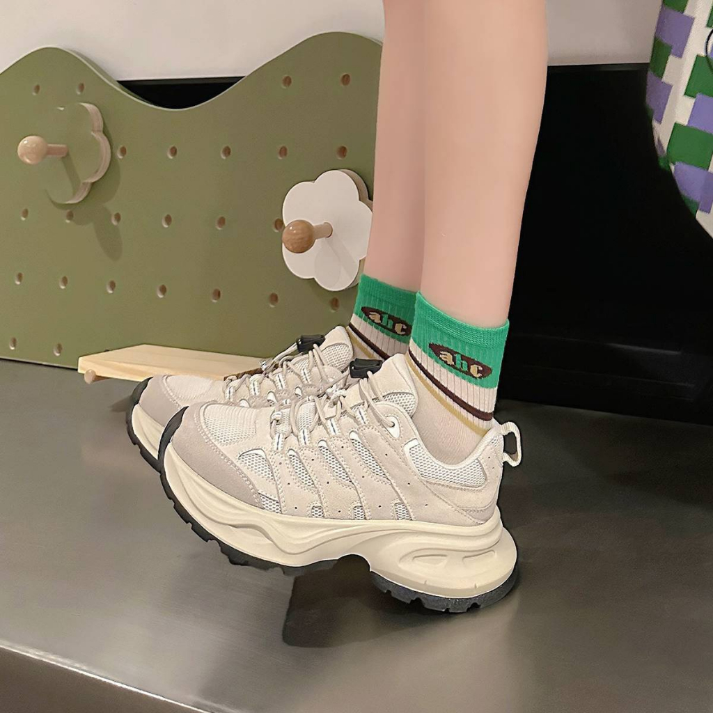 Giày thể thao nữ đế cao hàng QCCC HOZI