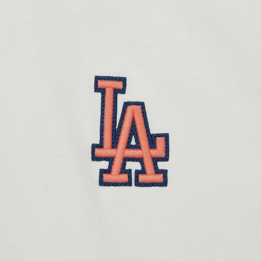Áo MLB Paisley Clipped Logo Short Sleeve T-Shirt LA Dodgers Off White