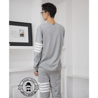 Bộ nỉ Thom Browne