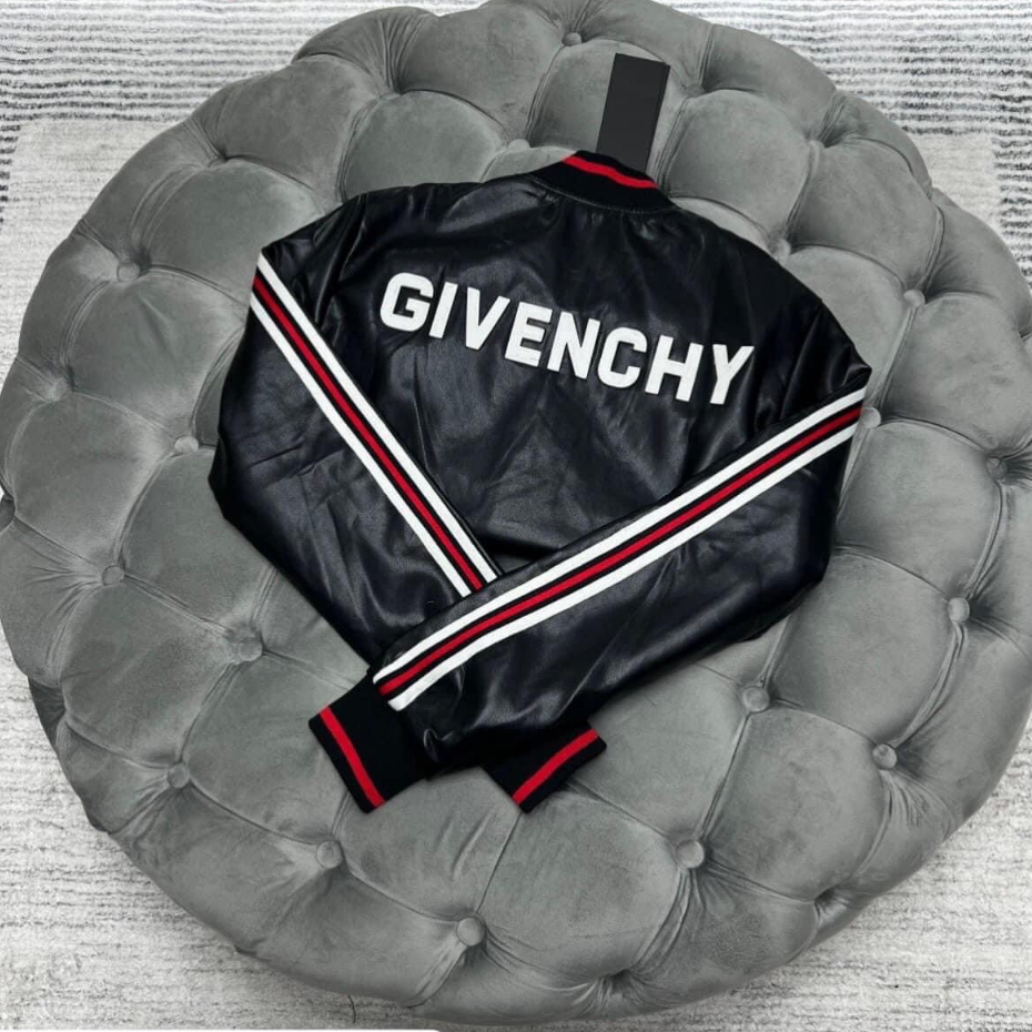 Áo Khoác Bomber Da Gvc Logo Thêu Họa Tiết Hình Sao Cực Nét -Áo Khoác Da Gvc Ngôi Sao Form Dáng Boy Phố Cực Hottrend 2023