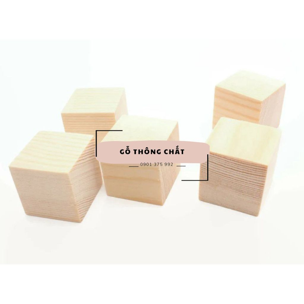 Khối gỗ vuông 5cm đã xử lý bề mặt đẹp