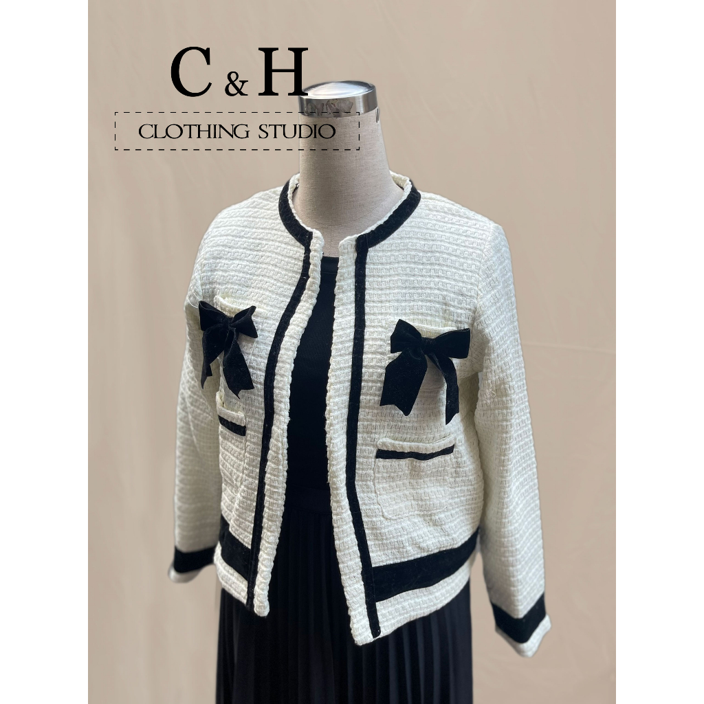 Áo dạ Tweed nữ dài tay tweet dáng lửng phối viền nhung đính nơ ngực C&H Clothing