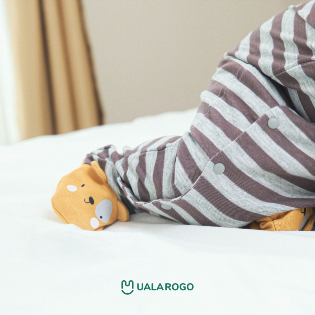 Bodysuit cho bé sơ sinh Ualarogo 0 - 6 tháng liền chân cúc chéo vải Cotton Nỉ mềm mại ấm áp co giãn thoáng khí 3680