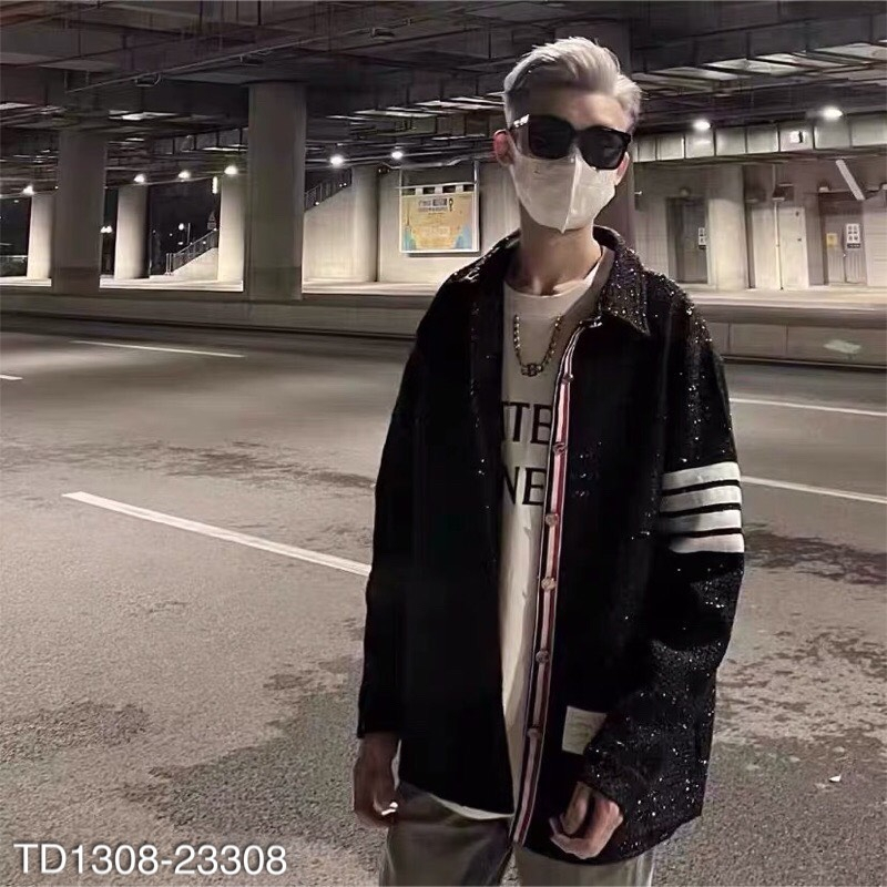 Áo Khoác Bomber Thome Browne 4 Vạch Kẻ Tay Áo Khoác Dạ Kim Tuyến 2 Lớp Cao Cấp