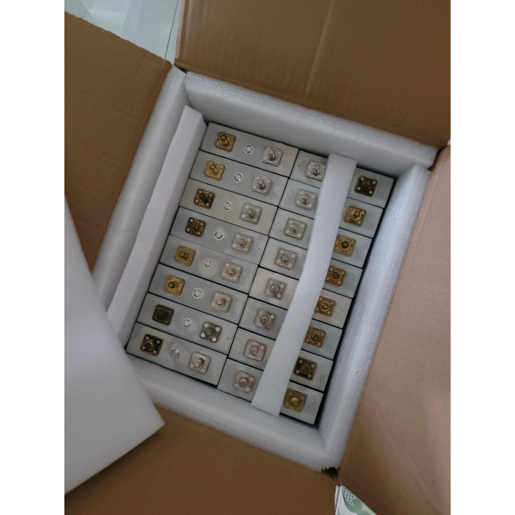 Pin lithium sắt phosphate LiFePo4 CHUNLAN LFP 50Ah 3.2V New 100%
