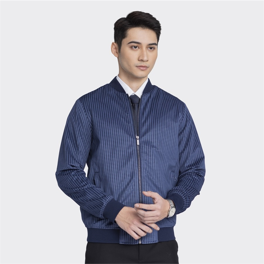 Áo khoác nam  ARISTINO kiểu dáng bomber trẻ trung, chất liệu nhung ấm áp- AJK011W3