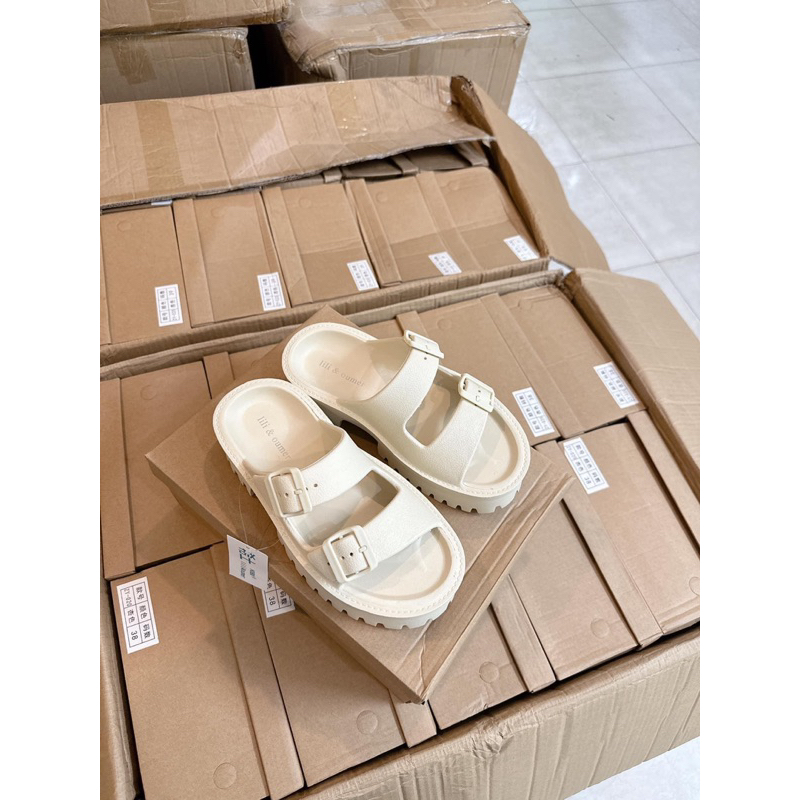 Dép bánh mì quai ngang đế đúc - Hàng order