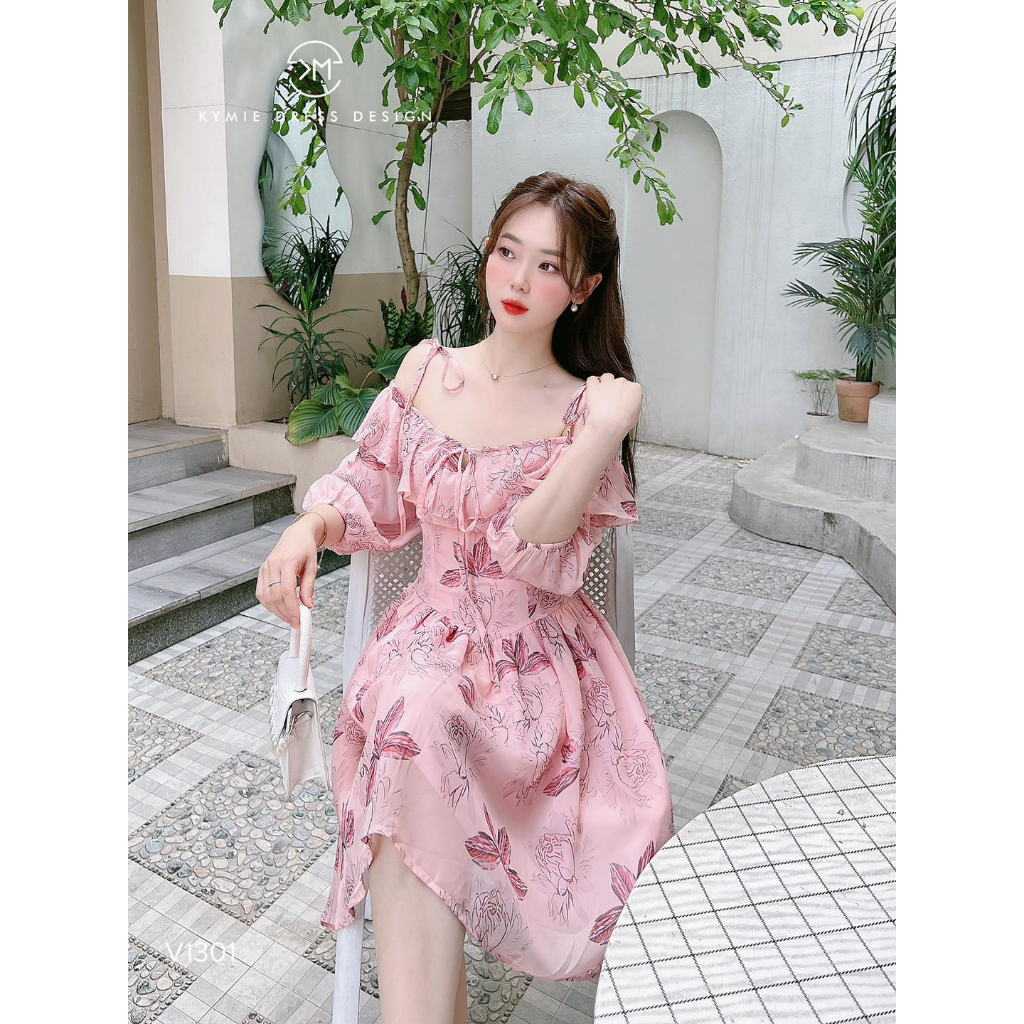 Đầm váy nữ voan hoa trễ vai phối bèo xòe với tone màu hồng nhẹ nhàng, xinh xắn cho các nàng diện đi chơi, hẹn hò