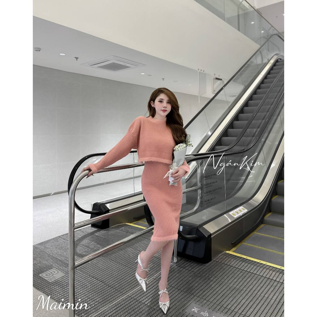 Set váy len kèm áo viền lông 4 màu Hàng QC