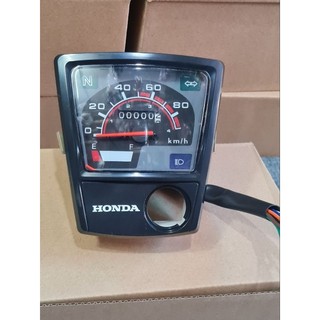 đồng hồ cub 82,dd