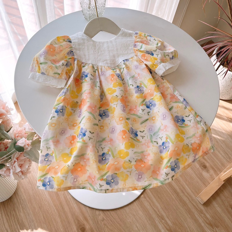 Váy bé gái 8-26kg VÁY HOA VÀNG PHỐI CỔ REN