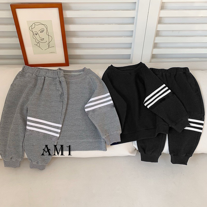 Bộ quần áo bé trai dài tay kẻ 3 vạch - Đồ bộ bé trai dài tay thu đông dáng thể thao TB380