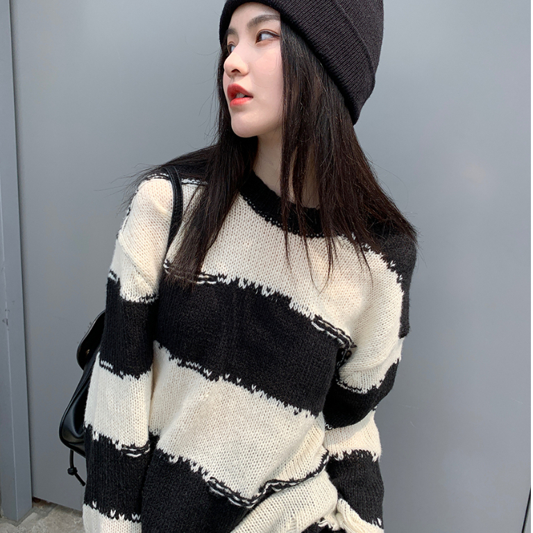 Áo Len Nữ Dáng Xuông Kẻ Ngang Đen Trắng Dài Tay, Áo Sweater Dáng Thụng Phối Màu