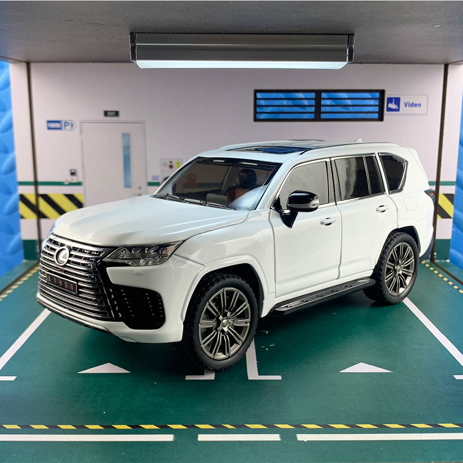 Mô hình xe Lexus LX600 tỉ lệ 1:24 CHIMEI