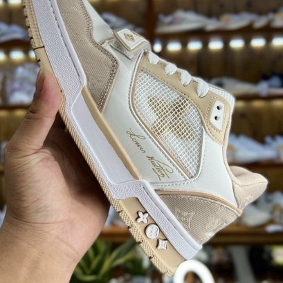 GIÀY LV TRAINER TRẮNG KEM NÂU QUAI DÁN LAI AU SC
