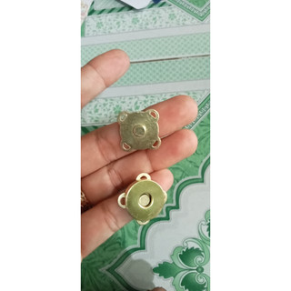 NÚT HÍT(PHỤ KIỆN TÚI)