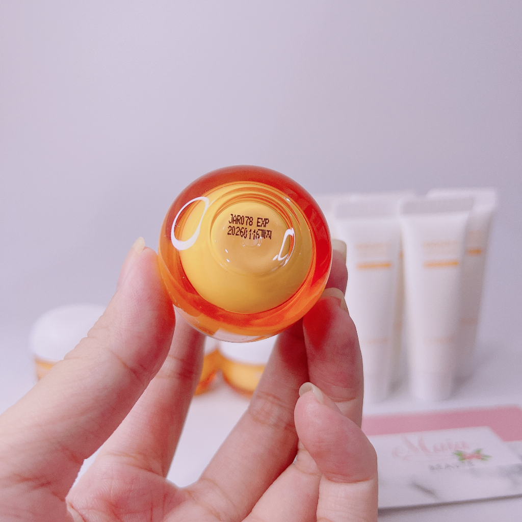 Kem dưỡng trắng da làm mờ đốm nâu LANEIGE Radian-C Cream