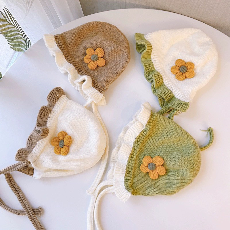 Mũ nón len bèo đính hoa phối cho bé gái 3 tháng - 2 tuổi