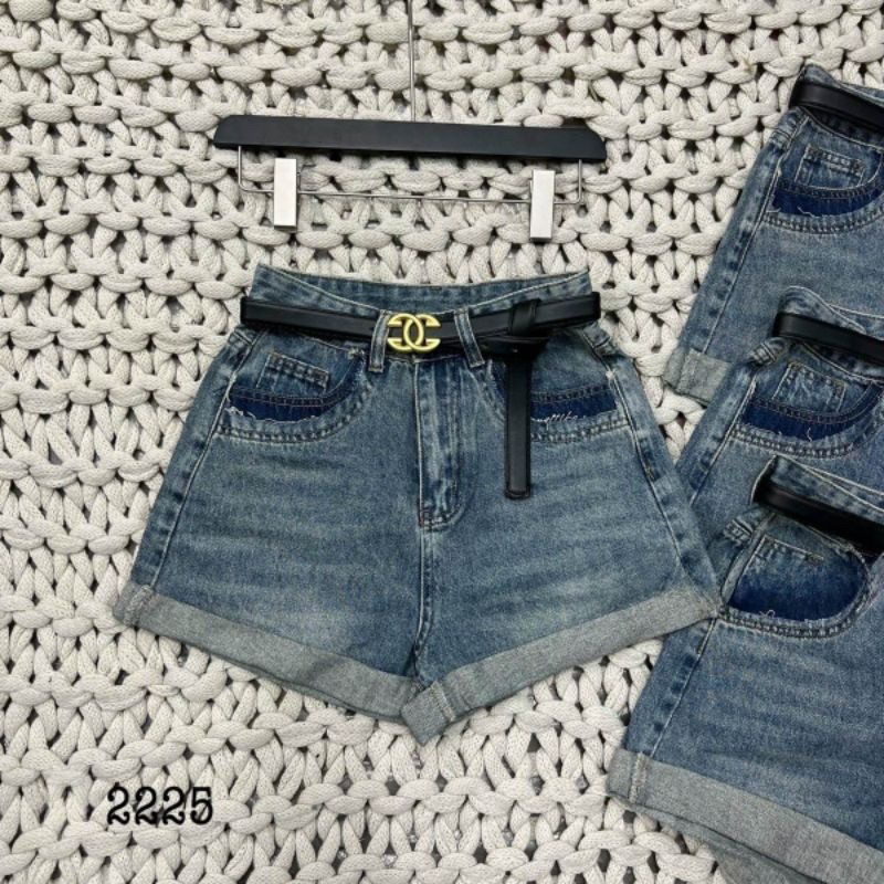 QUẦN SOOC JEANS GẬP GẤU TUA TÚI SAU KÈM ĐAI CHỮ X HÀNG QCL1 MS25100
