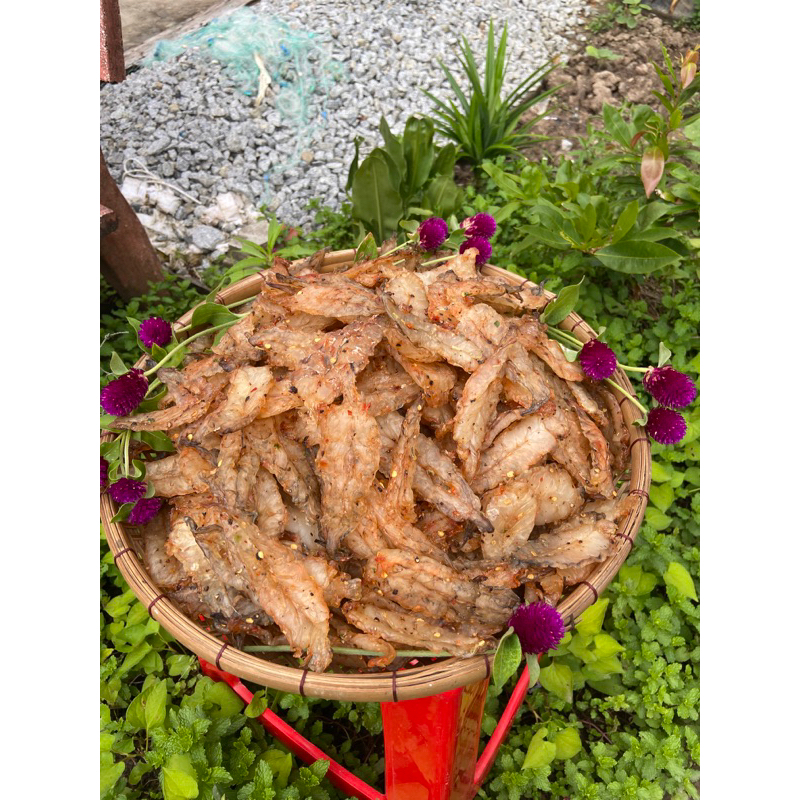 Tôm XẺ KHÔ NHÀ LÀM lựa từng con