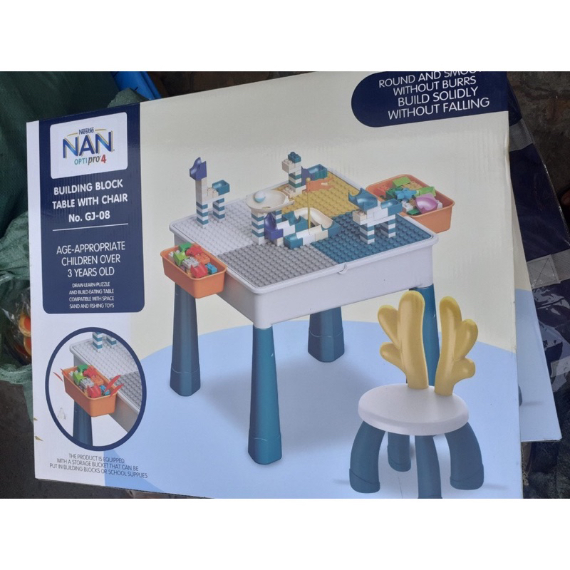 Bộ bàn ghế học tập và xếp hình lego cho bé quà tặng từ nan