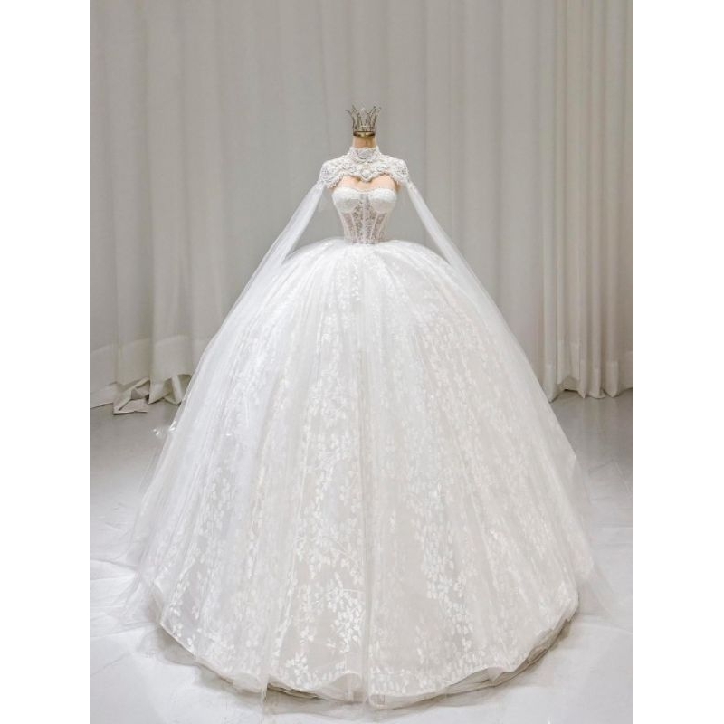 Áo choàng đính kết đẹp phối váy cưới đầm tiệc siêu sang