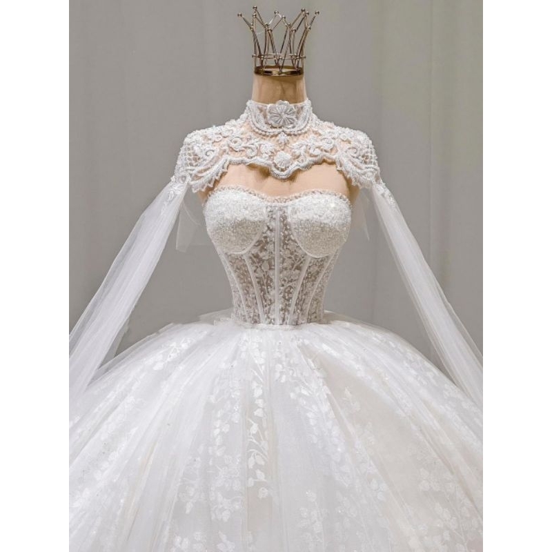 Áo choàng đính kết đẹp phối váy cưới đầm tiệc siêu sang