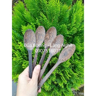 Muỗng ăn cơm, được làm từ Sóng Lá Buông