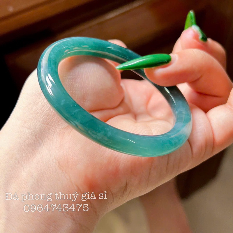 Vòng bản đũa lam ngọc bông siêu đẹp loại Vip size 52-58mm