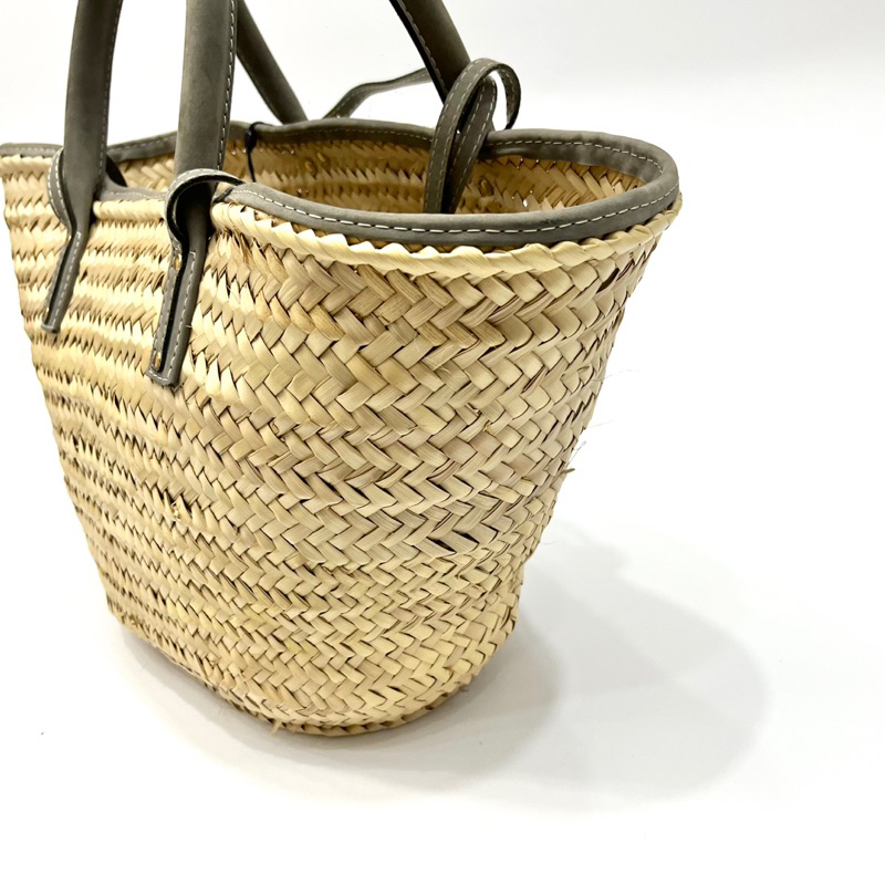 Tote Jacquemus chính hãng