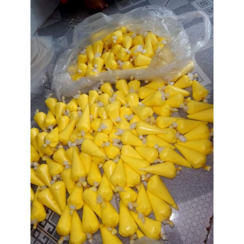 Bơ béo vàng ăn bánh tráng phơi sương