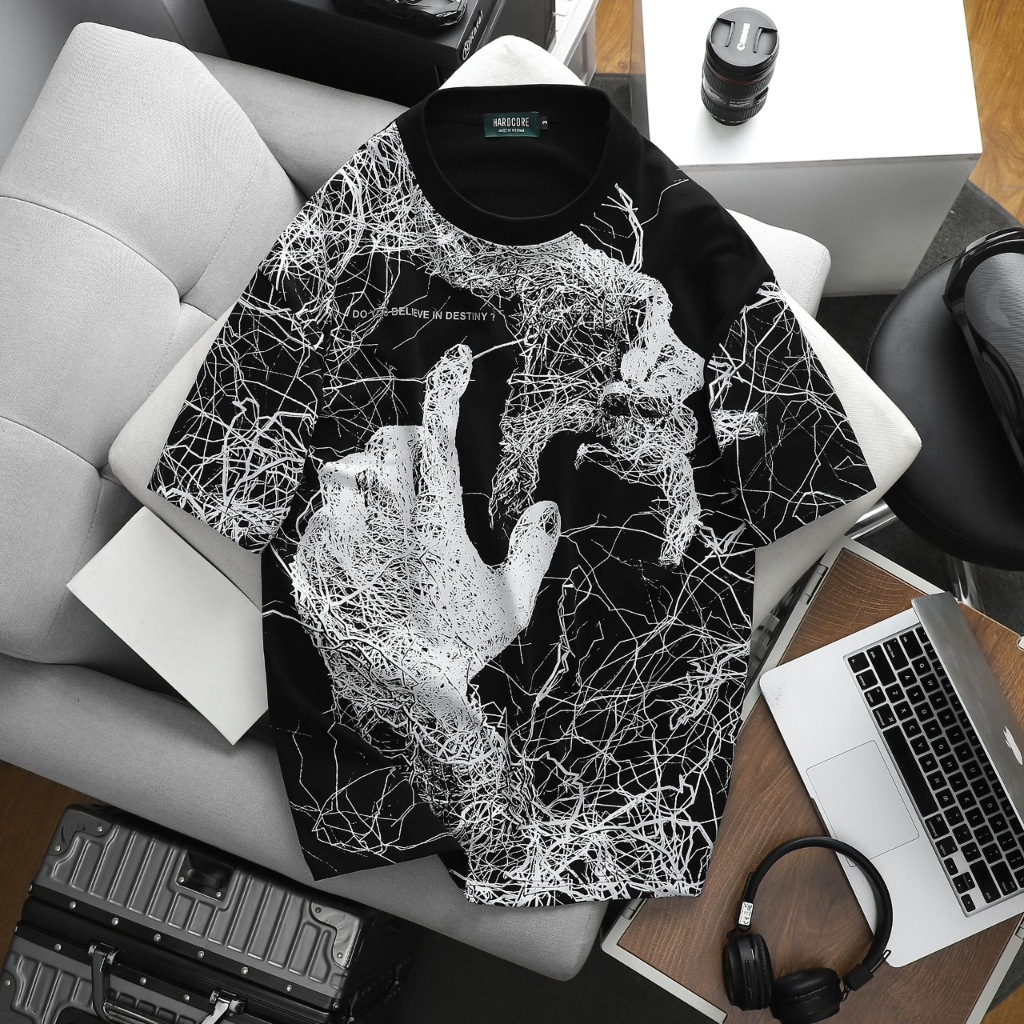 Big size - Áo thun nam big size in lụa kết hợp charm <130kg - hình bàn tay