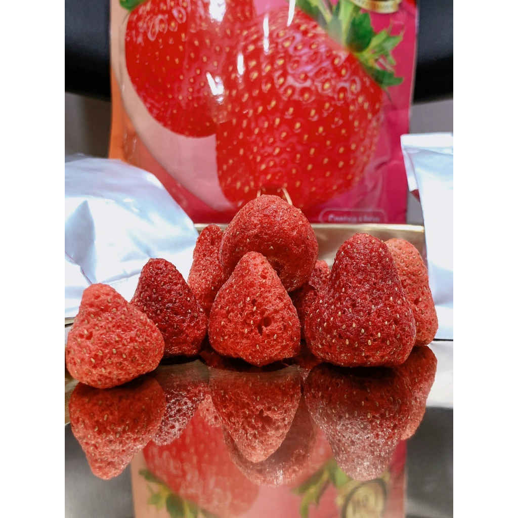 Sầu riêng sấy / Măng Cụt Sấy / Dâu Tây Sấy gói to 215g - Thái Lan