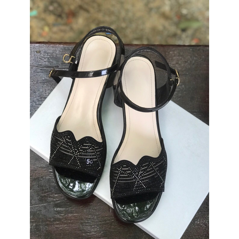 Lẻ 36.37.38 giày cho má