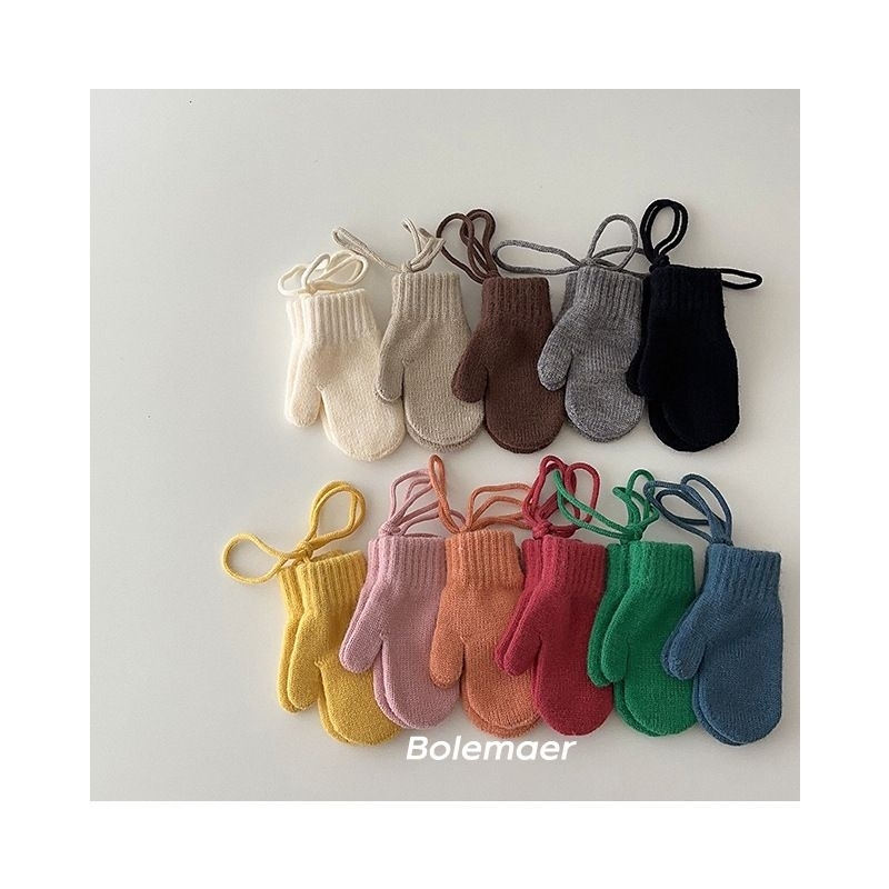 Gang tay len cho bé từ 1-3 tuổi