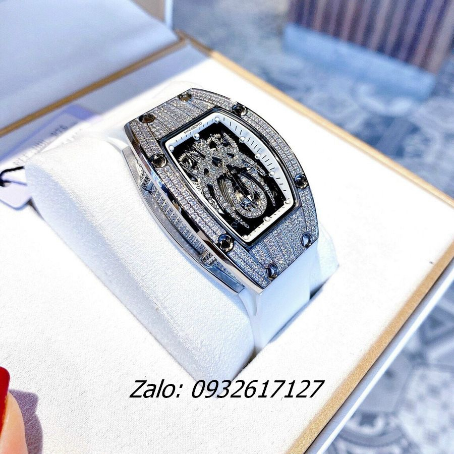 Đồng Hồ Nữ Huboler By Hanboro Dây Silicone Trắng Silver, Hoạ Tiết Nhện Đính Đá Authentic 31.5 x 42mm