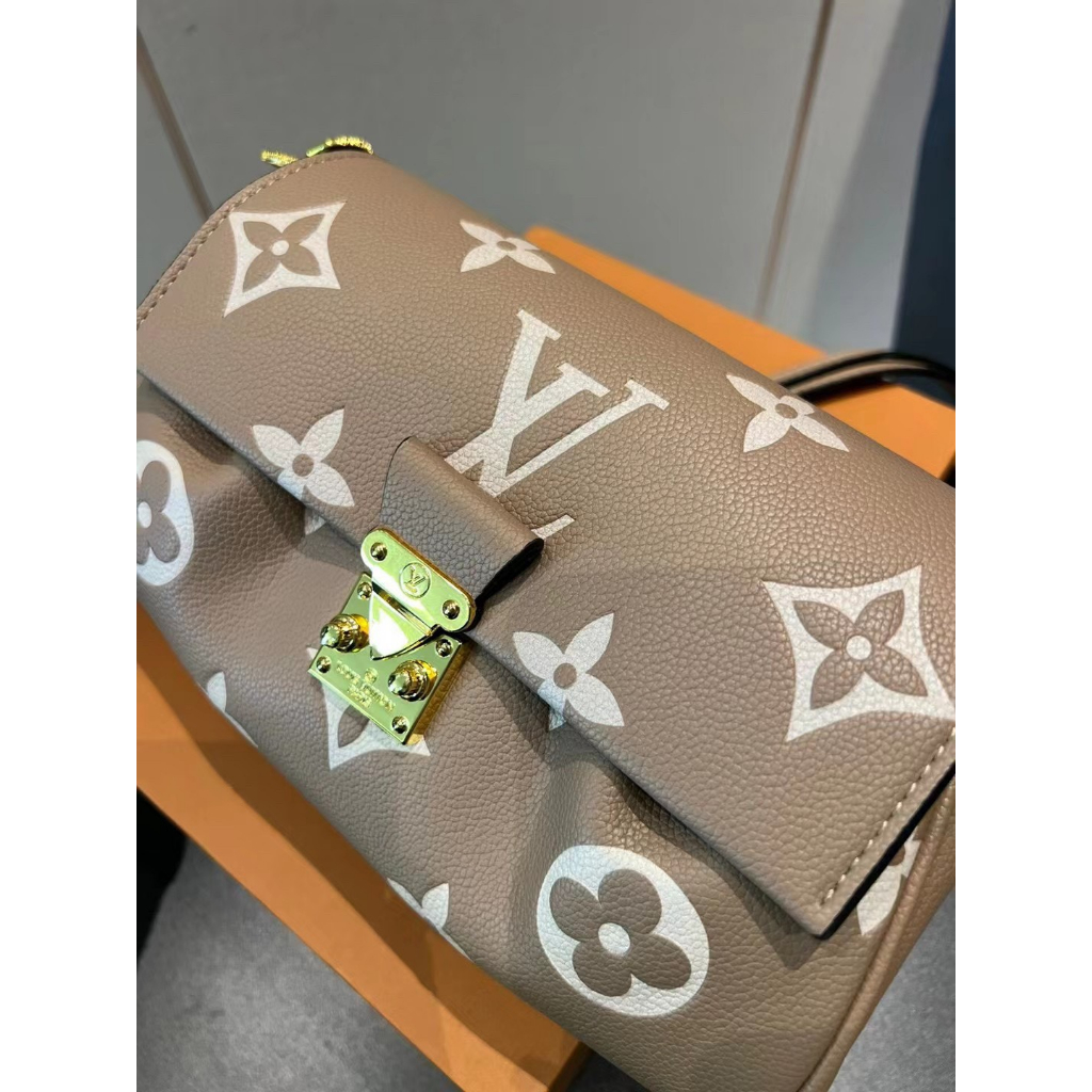 TÚI LV FAVOTITE DA BÒ CÓ VÂN DẬP SZ24