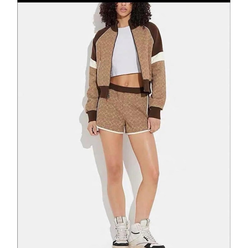 Áo khoác coach nữ