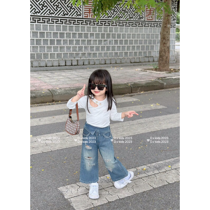 Sét áo cotton mix quần bò ống suông cho bé, chất vải mềm