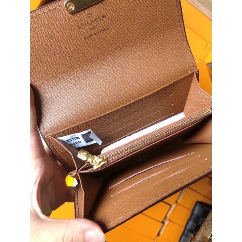 Ví dài và ngắn lót da khoá đẩy full hộp kèm ảnh thật shop