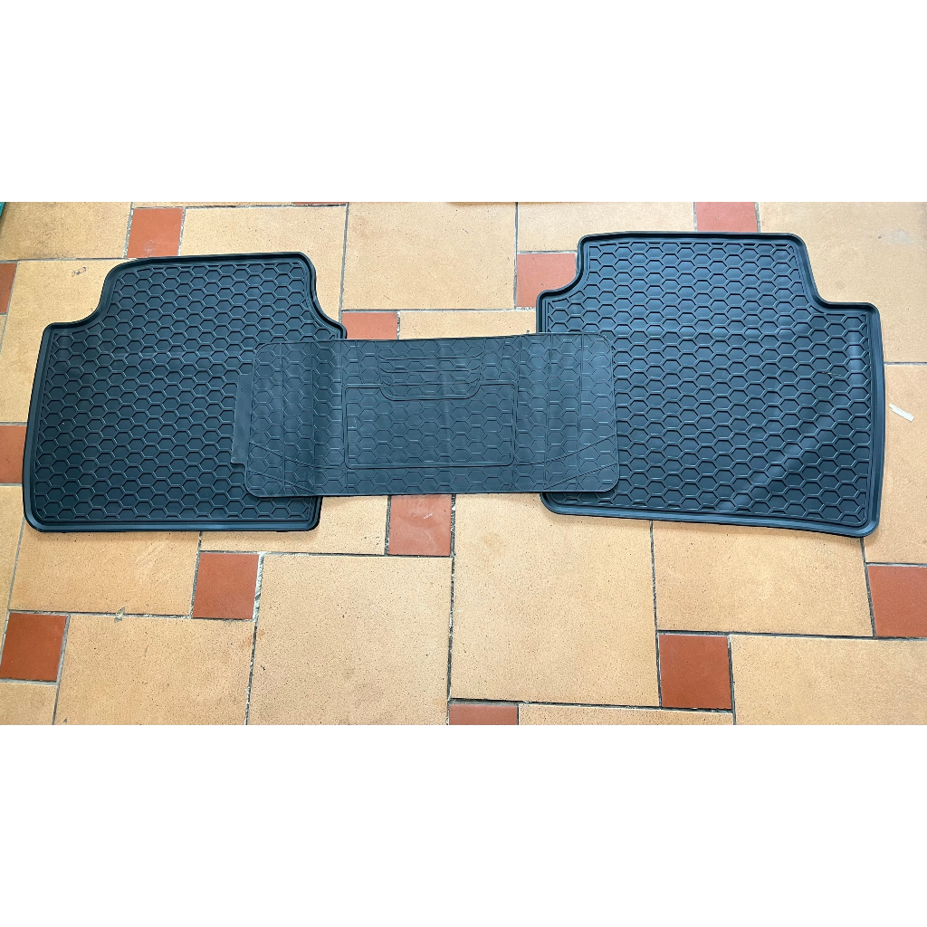 Thảm lót sàn cao su dùng cho Kia Forte , K3 , Cerato , Sonet , Sportage