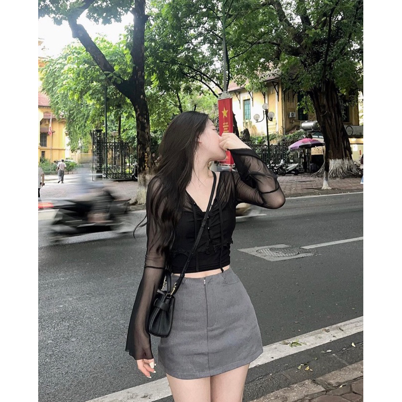 SET ÁO CROP ĐEN VOAN VIỀN REN KÈM LÓT + CHÂN VÁY XÁM 🌷