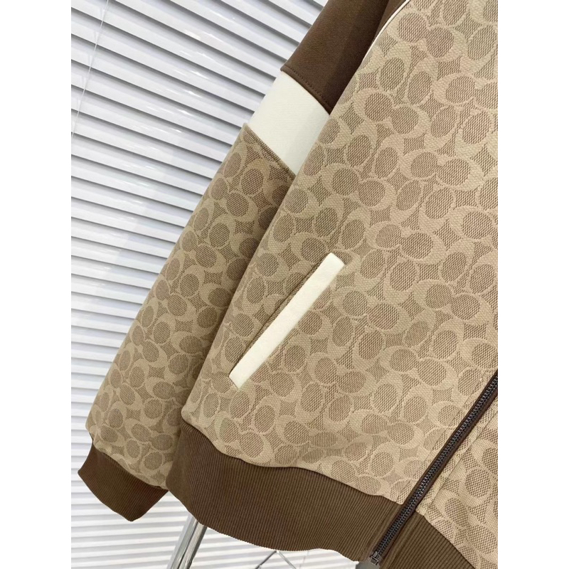 Áo khoác coach nữ