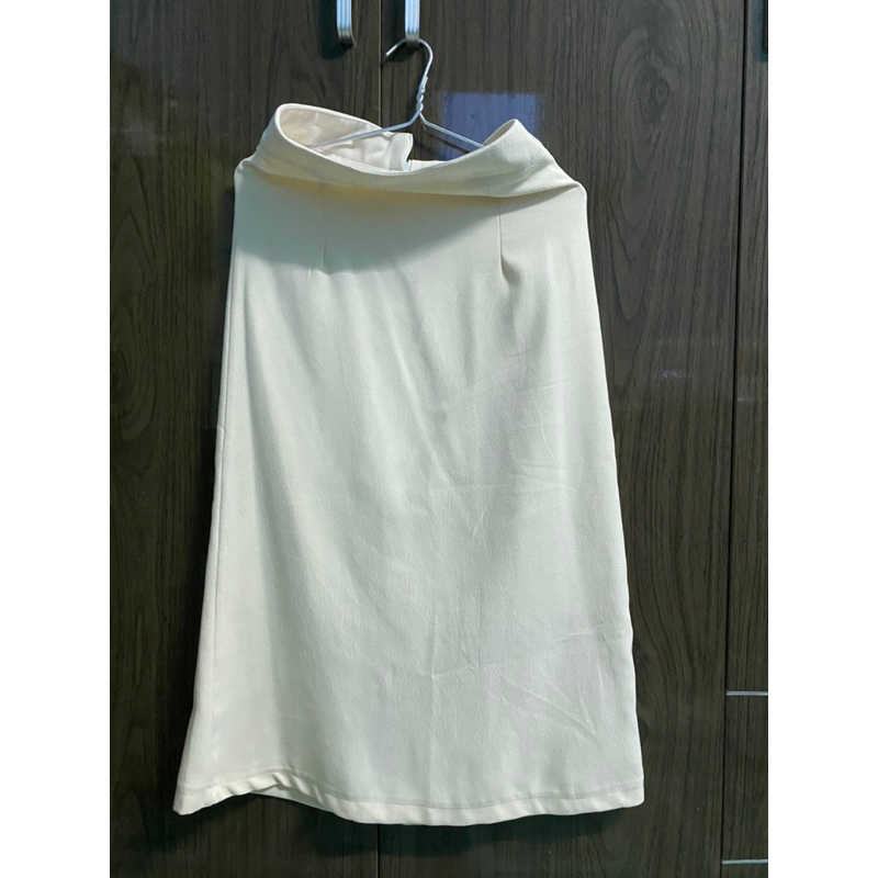 Set áo vest và chân váy chữ A nhung mịn