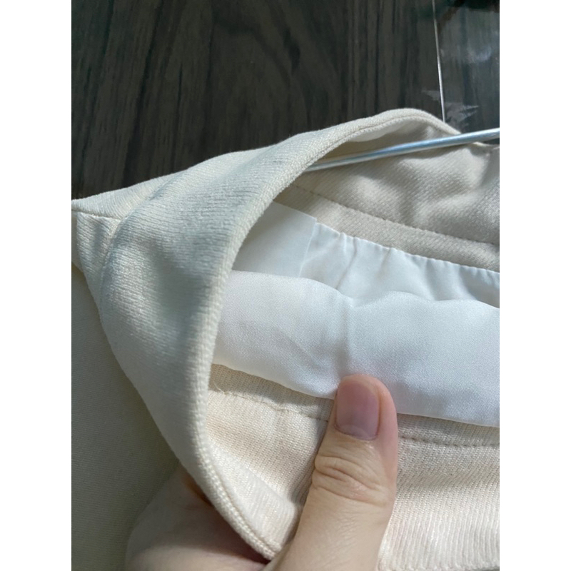 Set áo vest và chân váy chữ A nhung mịn