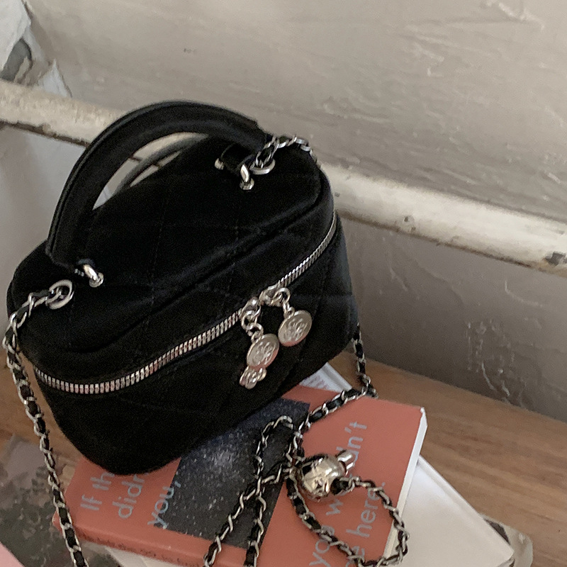 Túi Đeo Chéo Dáng Cốp Vanity Thanh Lịch Dễ Thương Westie Studio - A411.TXN