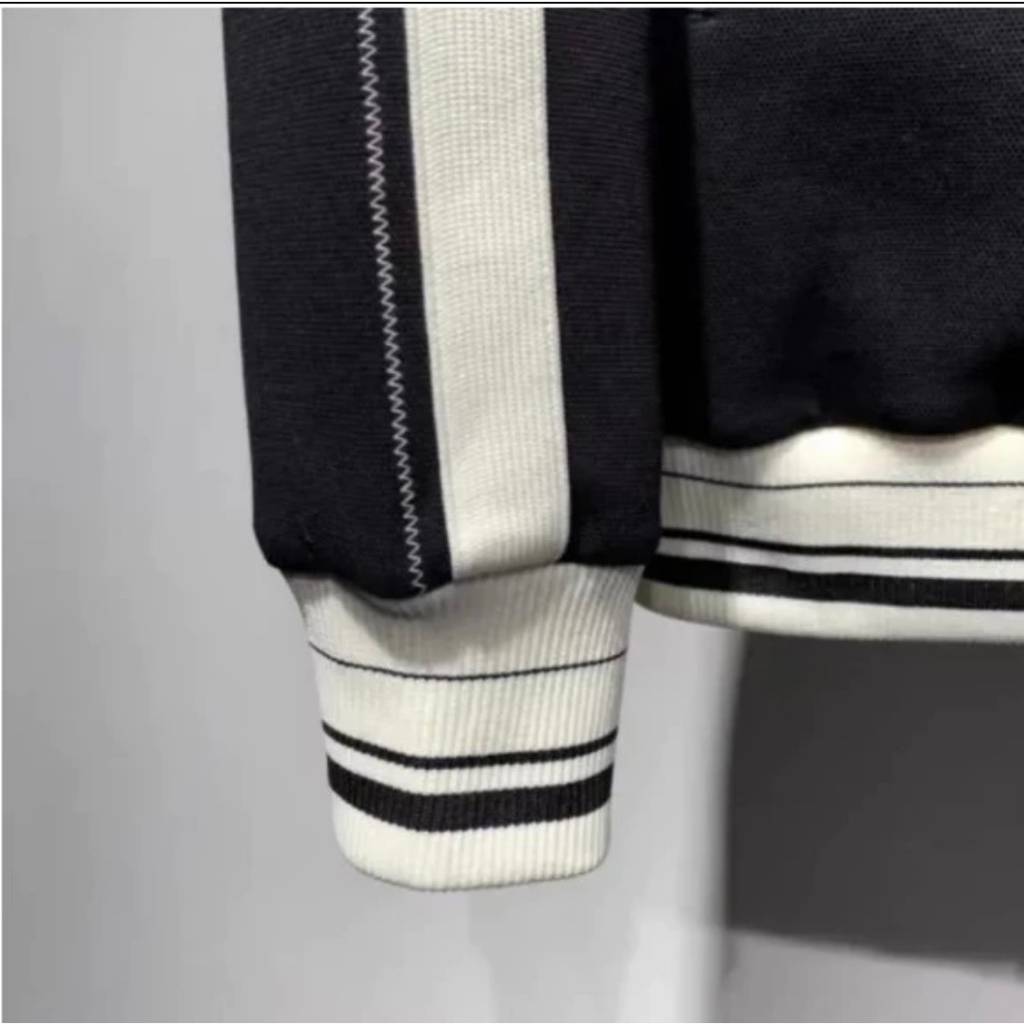 Áo Khoác Thể Thao Adidas Chất Nỉ 2 Lớp Dày Dặn Logo Thêu Cao Cấp